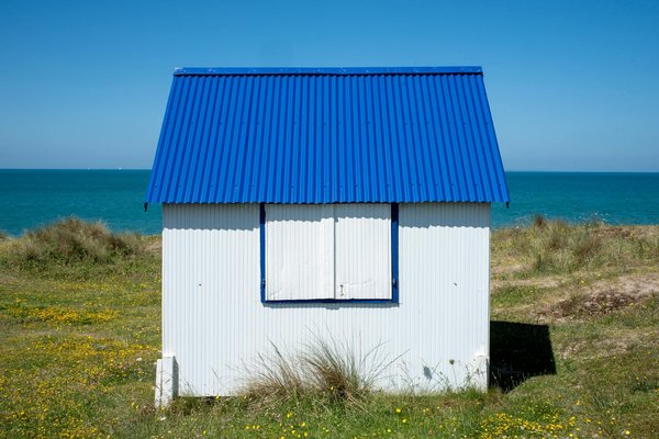 Comment préparer un itinéraire de camping pour découvrir les grottes de glace en Islande?